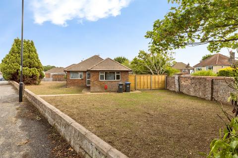 2 bedroom detached bungalow for sale, Midfields Drive, Burgess Hill