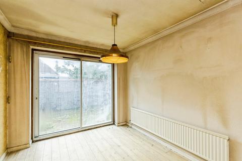 2 bedroom detached bungalow for sale, Midfields Drive, Burgess Hill