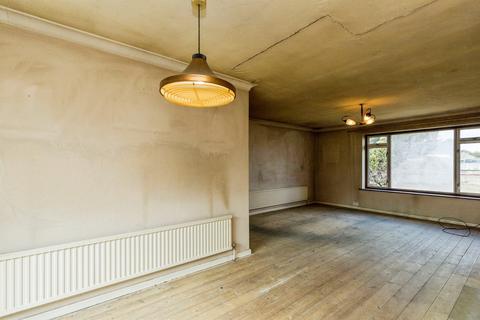 2 bedroom detached bungalow for sale, Midfields Drive, Burgess Hill