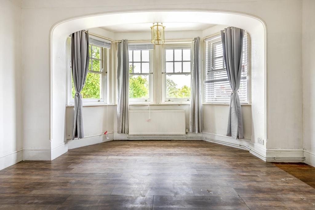 House in London - View 3