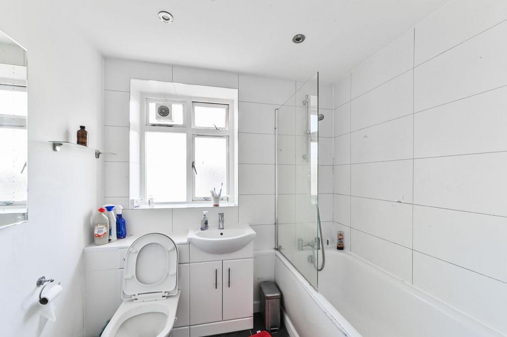 Apartment in London - More