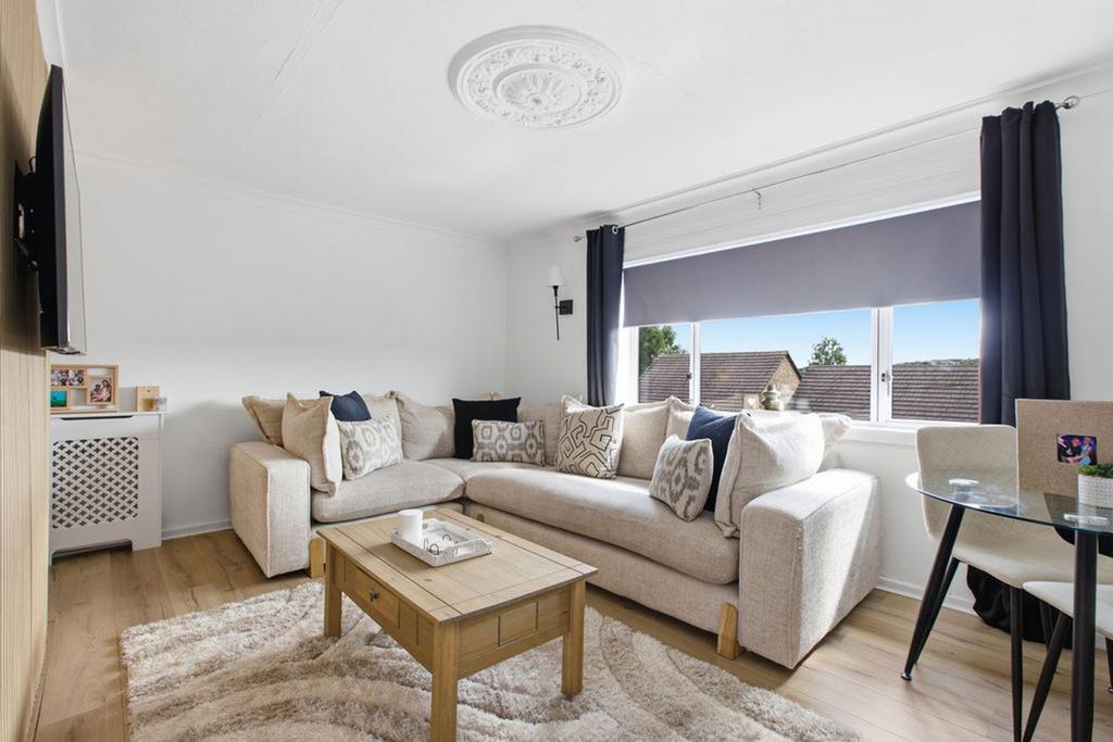 House in Johnstone - View 2