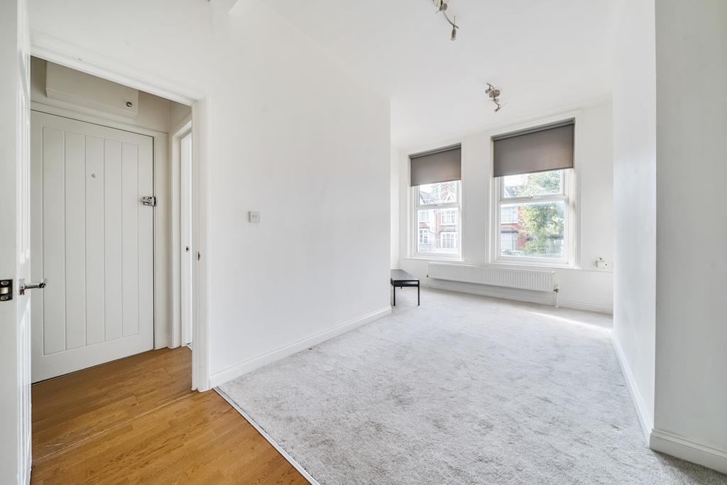 Apartment in Catford - View 5
