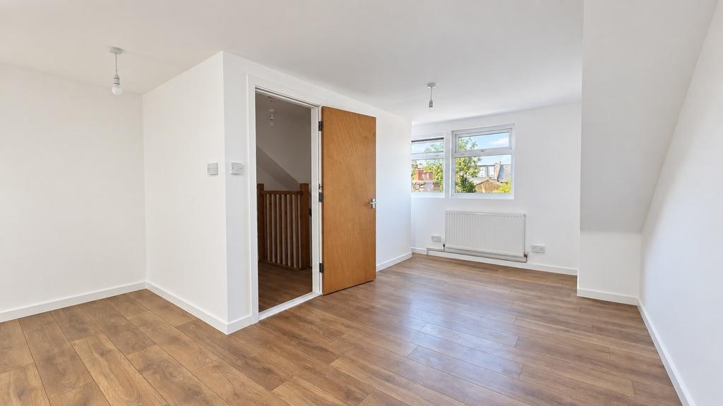 Apartment in London - View 2