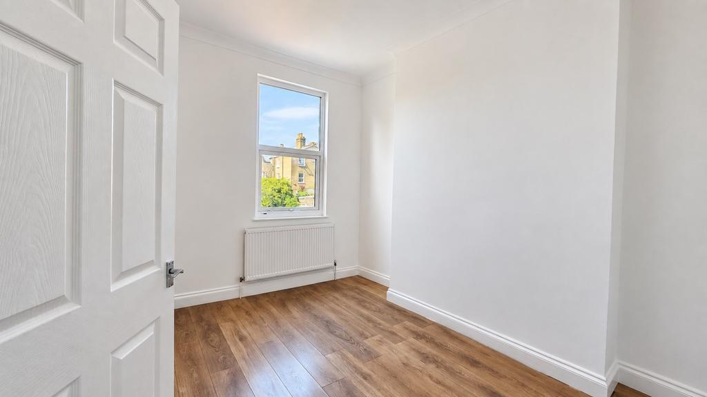 Apartment in London - View 3