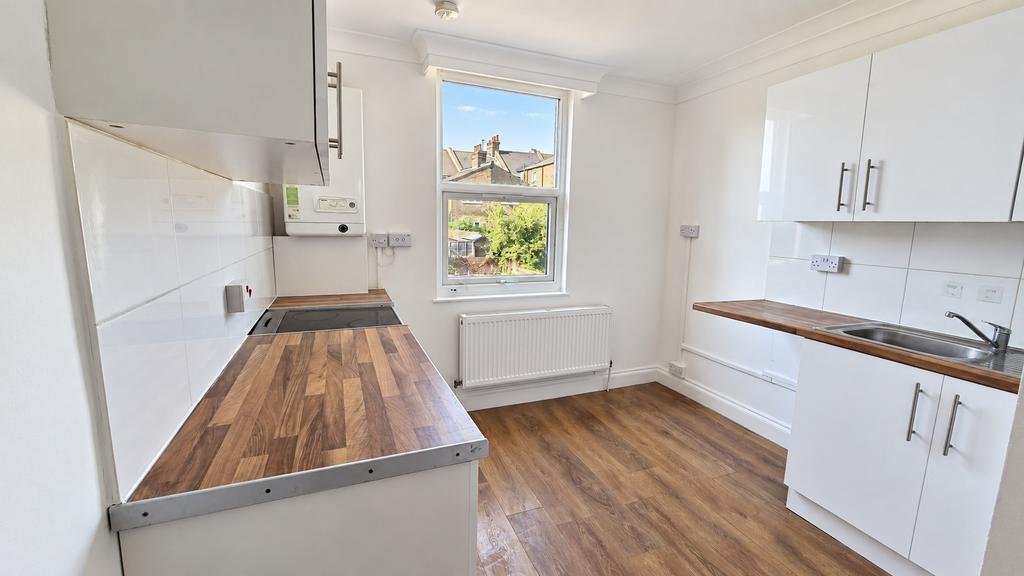 Apartment in London - View 4