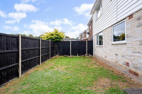 2 bedroom maisonette for sale, Springfield Close, Andover