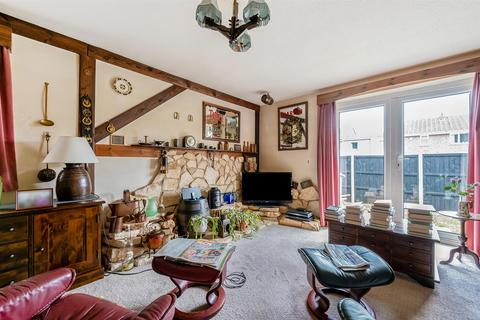 2 bedroom maisonette for sale, Springfield Close, Andover