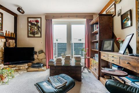 2 bedroom maisonette for sale, Springfield Close, Andover