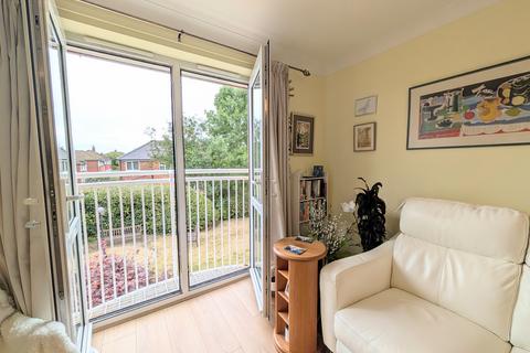 2 bedroom retirement property for sale, Smithy Court, Station Road. Marple, Stockport, SK6