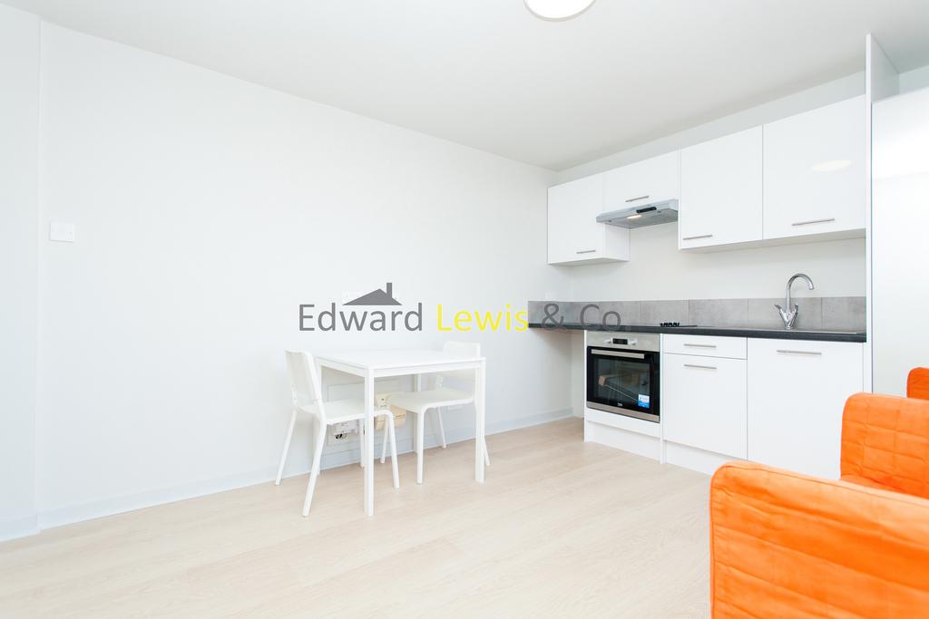 Apartment in London - View 2