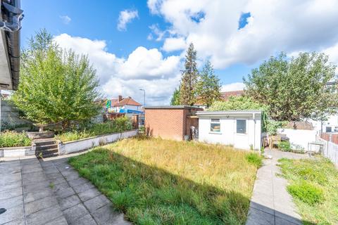 undefined, Warren Road, Dollis Hill, London, NW2