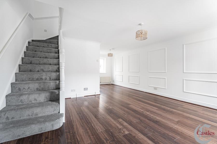 House in London - View 5