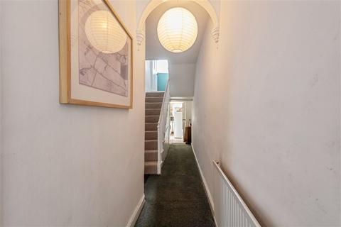 4 bedroom terraced house for sale, St. Peter Street, TIVERTON