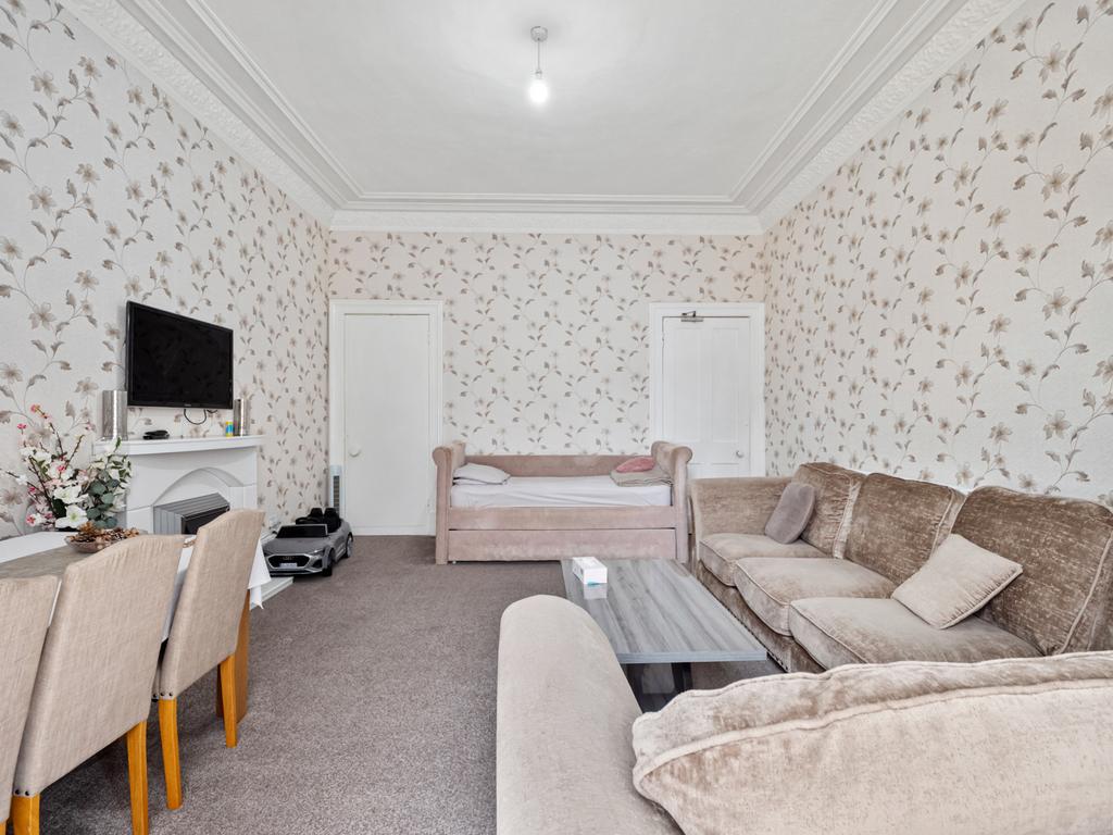 Apartment in Glasgow - View 3