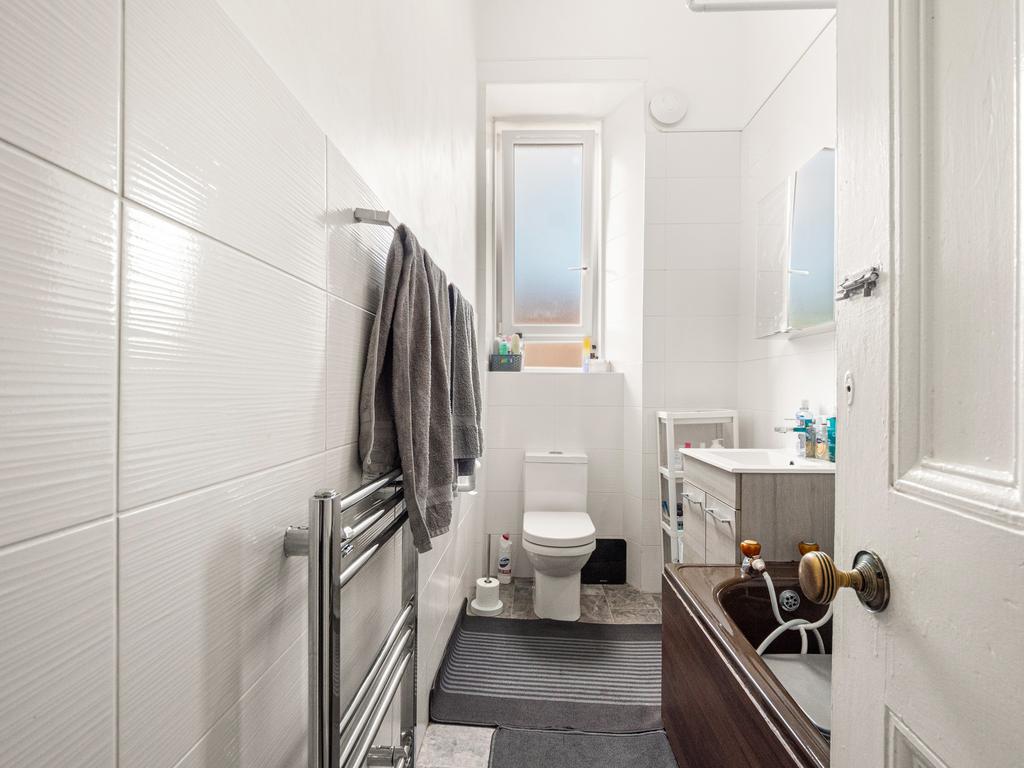 Apartment in Glasgow - More