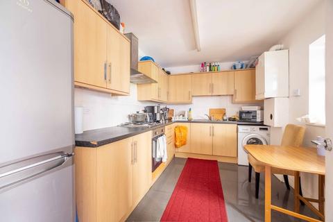 undefined, Uxbridge Road, Slough SL2