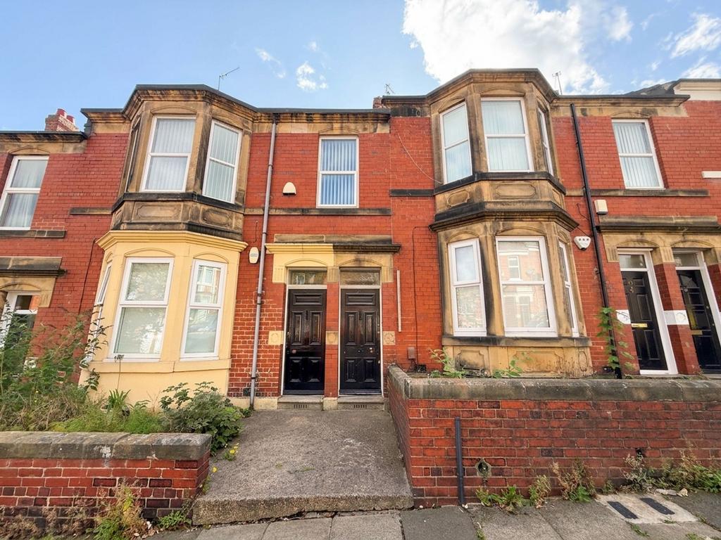 Apartment in Newcastle Upon Tyne - View 3