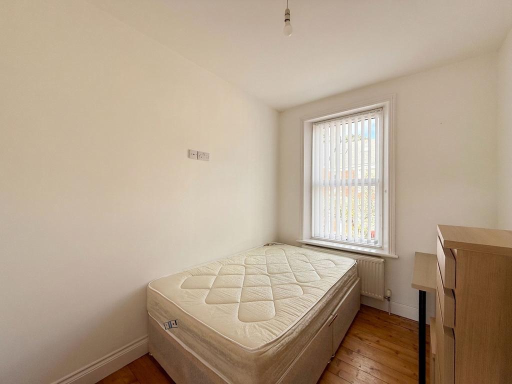 Apartment in Newcastle Upon Tyne - More