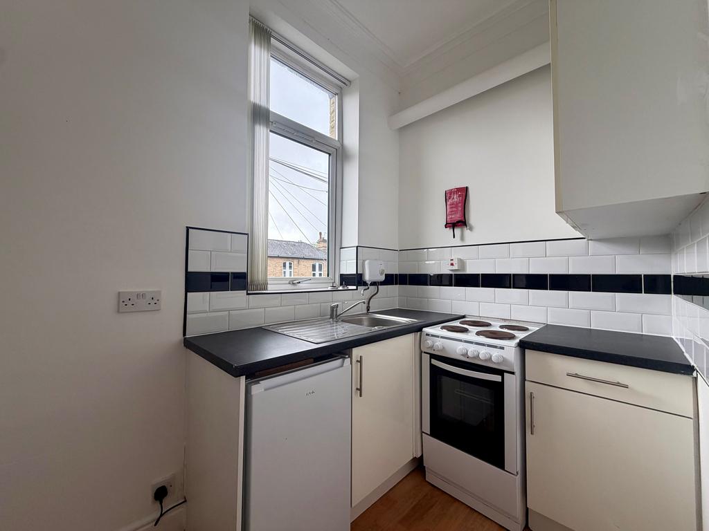 Apartment in Sheffield - View 4