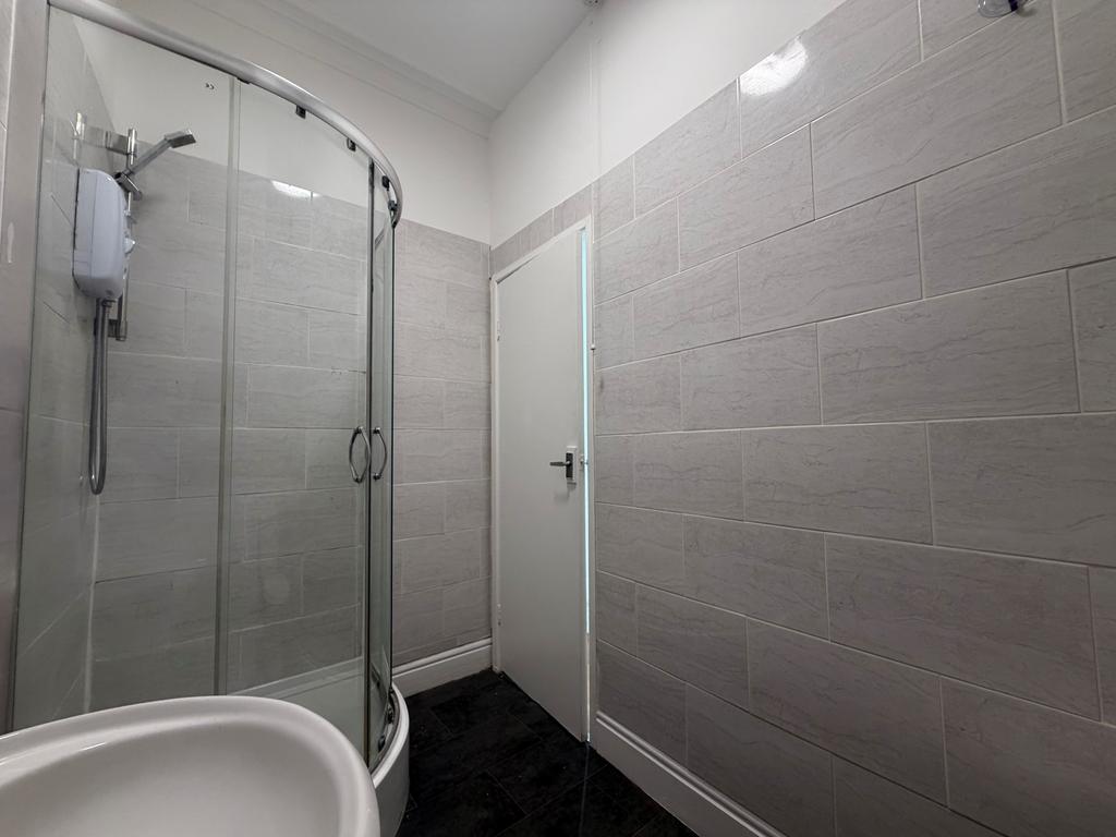 Apartment in Sheffield - More