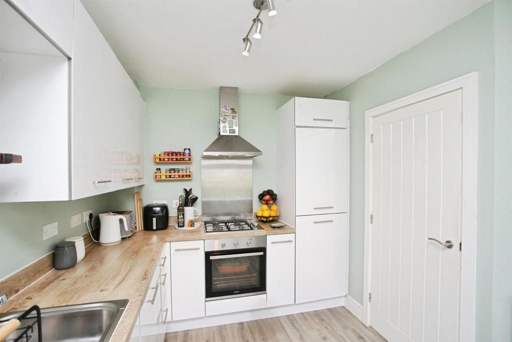 House in RUGBY - More