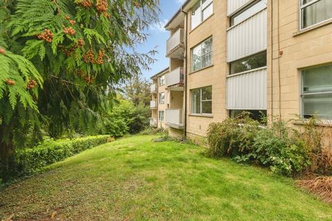 2 bedroom apartment for sale, Weston Park West, Bath