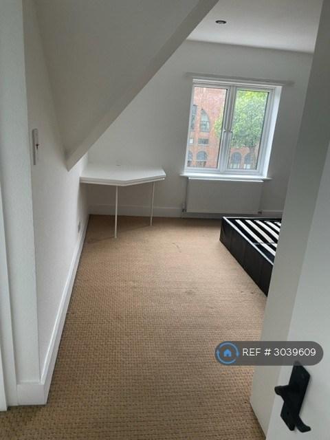 Apartment in London, Mapesbury - More