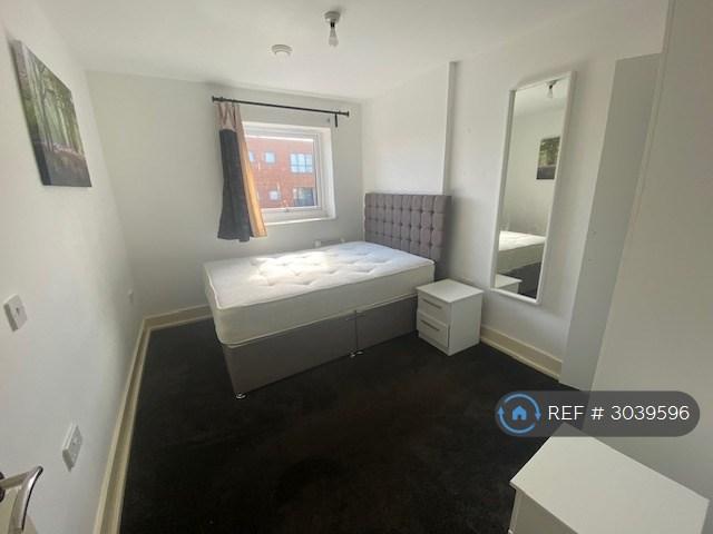Apartment in Liverpool - View 3