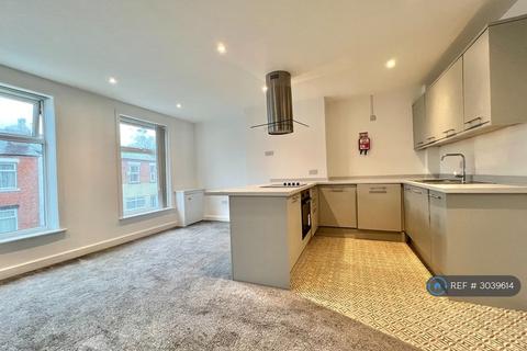 2 bedroom flat to rent, Parrin Lane, Eccles, Manchester, M30
