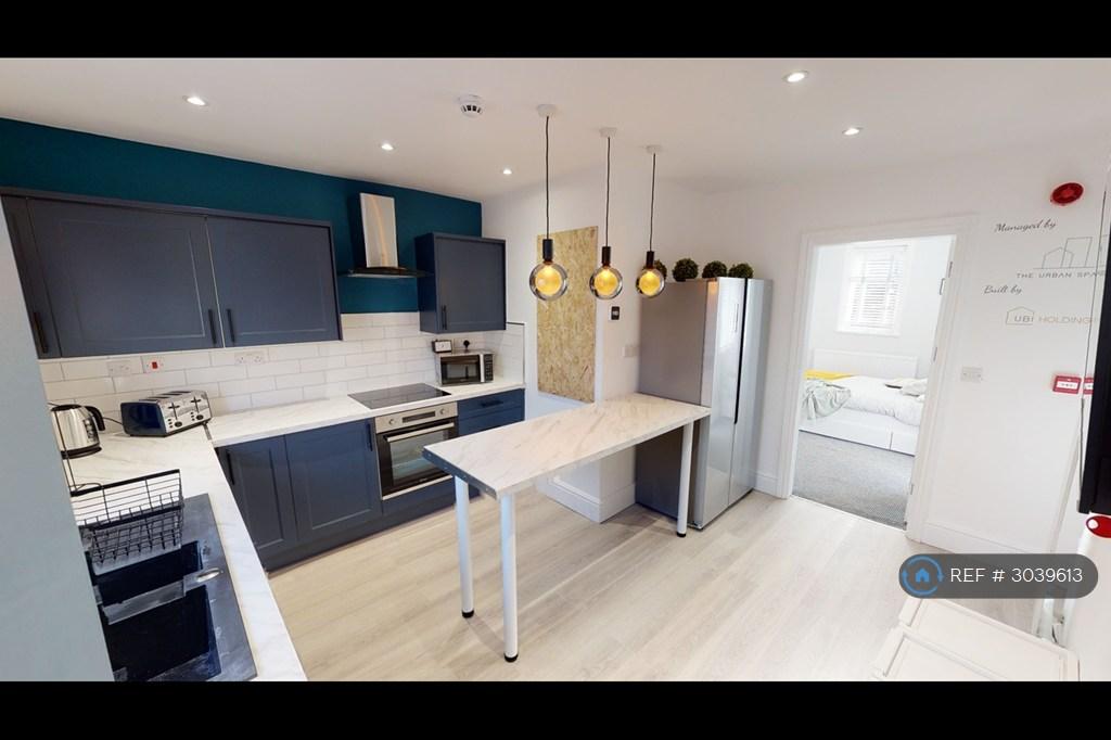 House in Swinton, Manchester - View 3