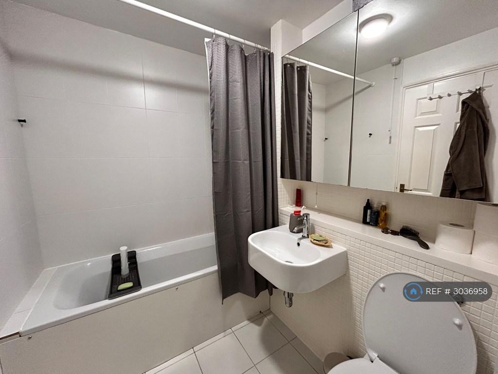 Apartment in London, Millwall, Isle of Dogs - View 4