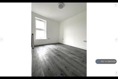 1 bedroom in a house share to rent, London Road, Gravesend, DA11