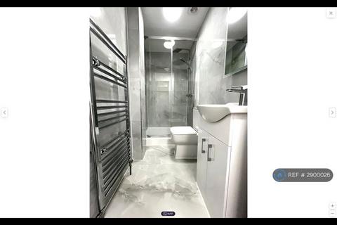 1 bedroom in a house share to rent, London Road, Gravesend, DA11