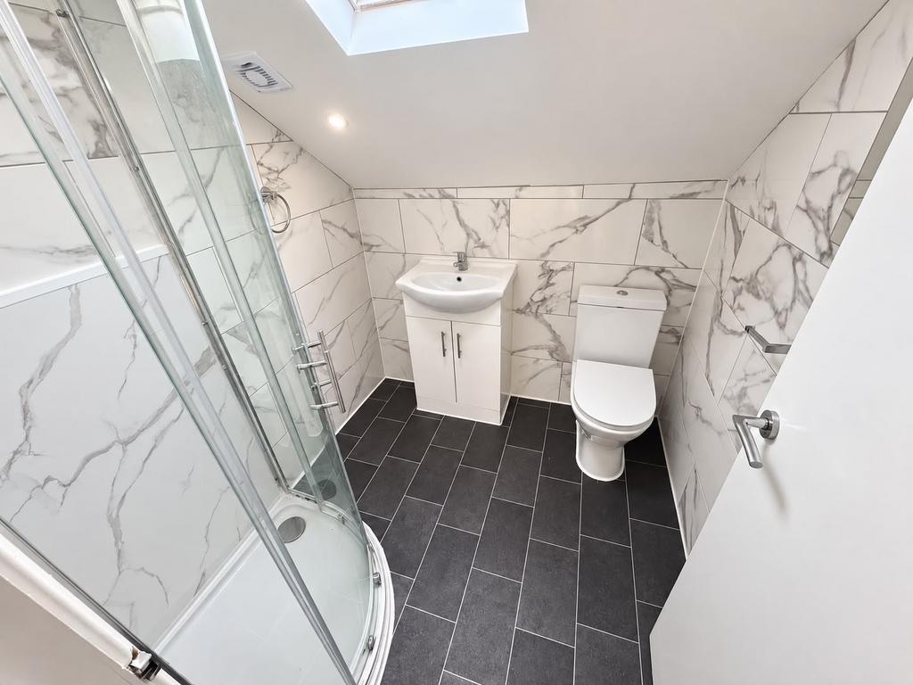 Apartment in London - View 3