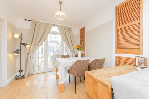 3 bedroom terraced house for sale, Sutherland Avenue, Welling DA16
