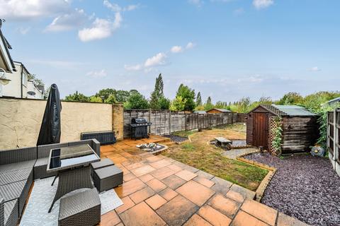 3 bedroom semi-detached house for sale, Radnor Avenue, Welling