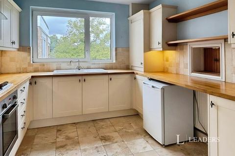 2 bedroom flat to rent, Queens Road, Cheltenham, Gloucestershire, GL50