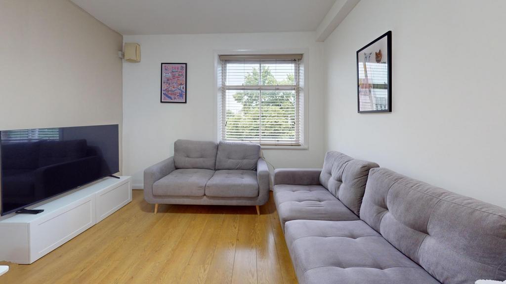 House in Leeds - View 2