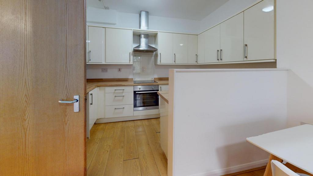 House in Leeds - View 5
