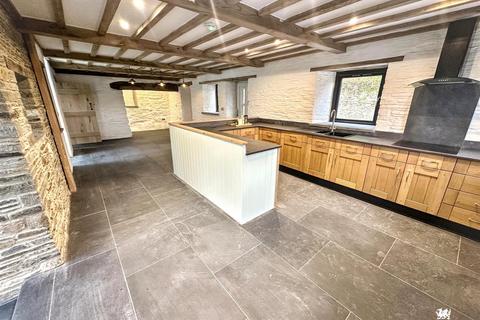 4 bedroom property with land for sale, Llanboidy, Whitland
