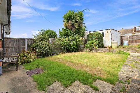 2 bedroom terraced house for sale, Markhams, Stanford-le-Hope SS17