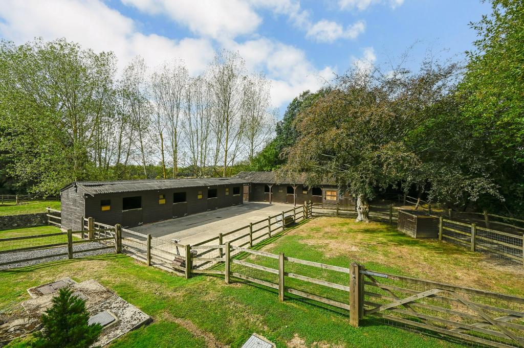 House in Ashford, Charing - View 3
