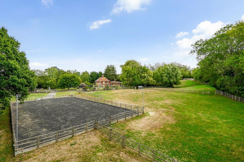 House in Ashford, Charing - View 5