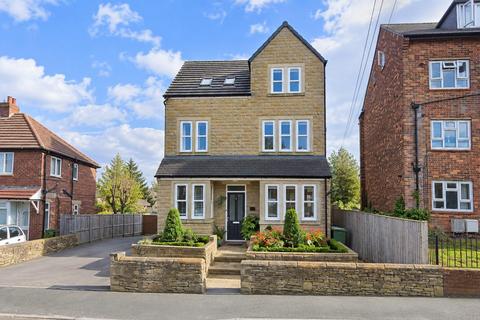 3 bedroom detached house for sale, Clifton Road, Pudsey
