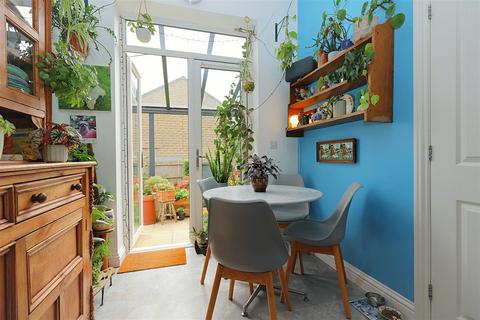 3 bedroom detached house for sale, Clifton Road, Pudsey