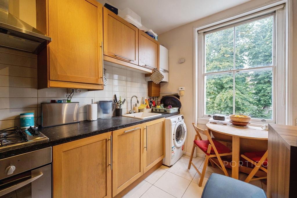 Apartment in London - View 4