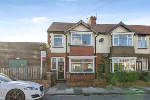 3 bedroom end of terrace house for sale, Thornhill Gardens, Hartlepool