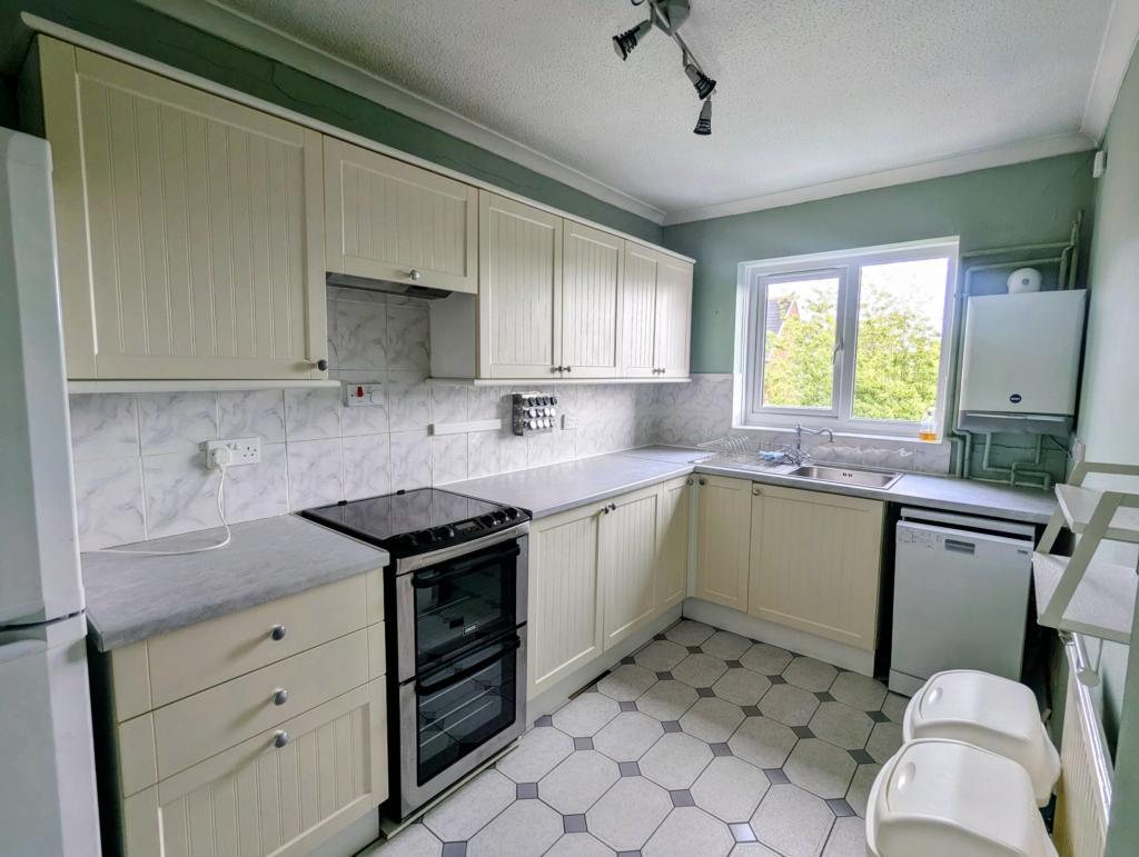 Apartment in Maritime Quarter - View 4