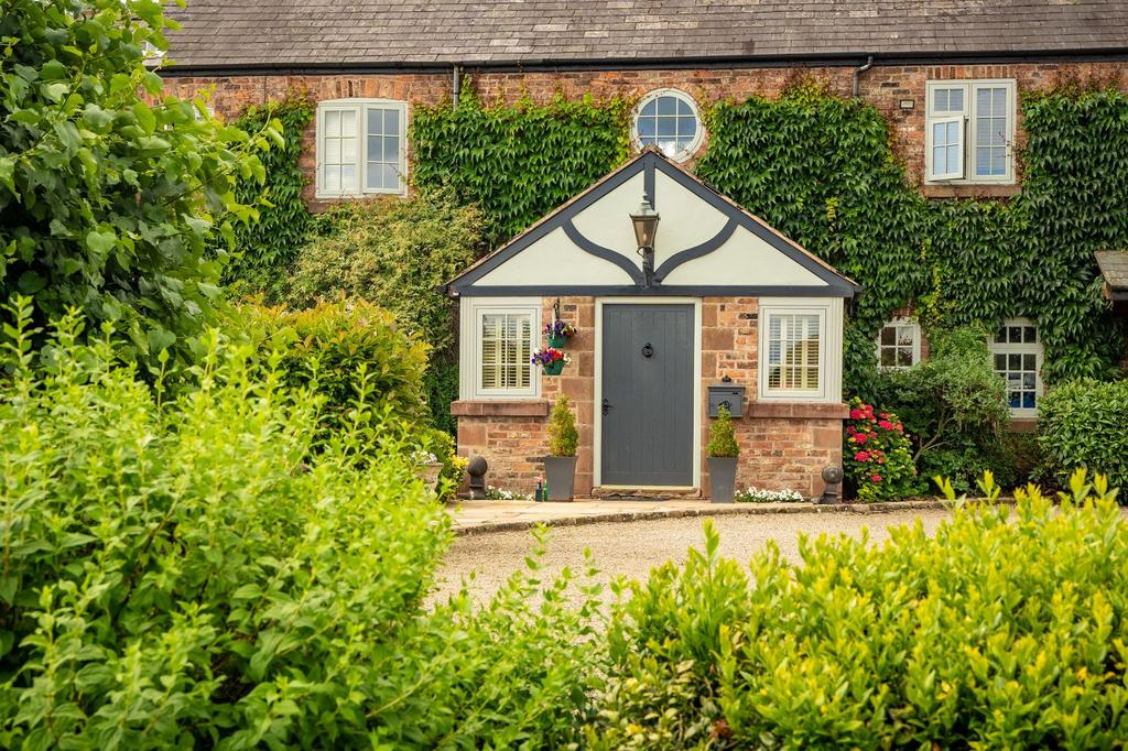 House in Chester - View 3